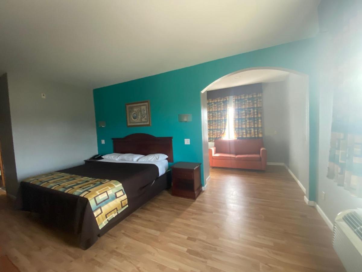 Motel Tropicana Inn&suites