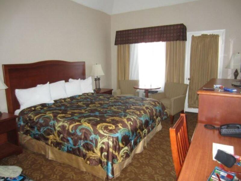 Tropicana Inn&suites Motel *