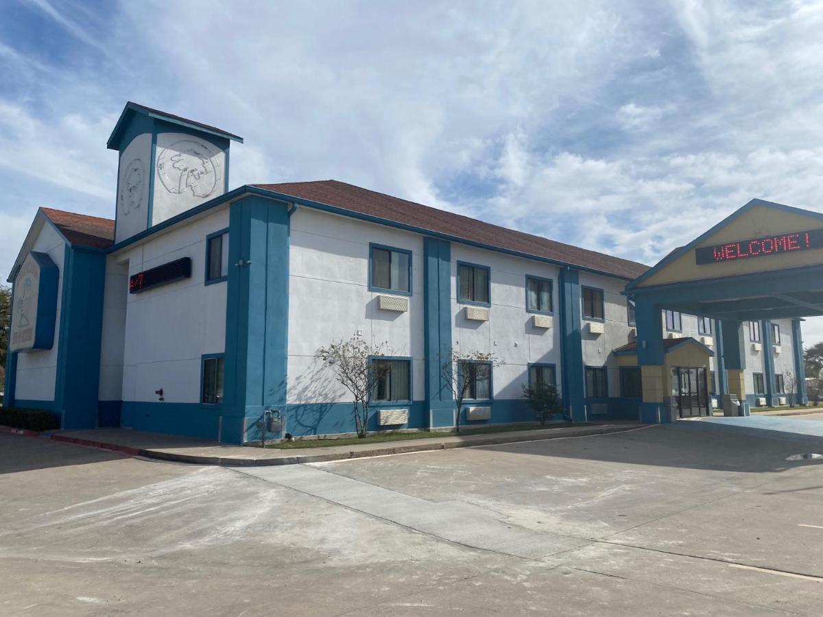 Motel Tropicana Inn&suites