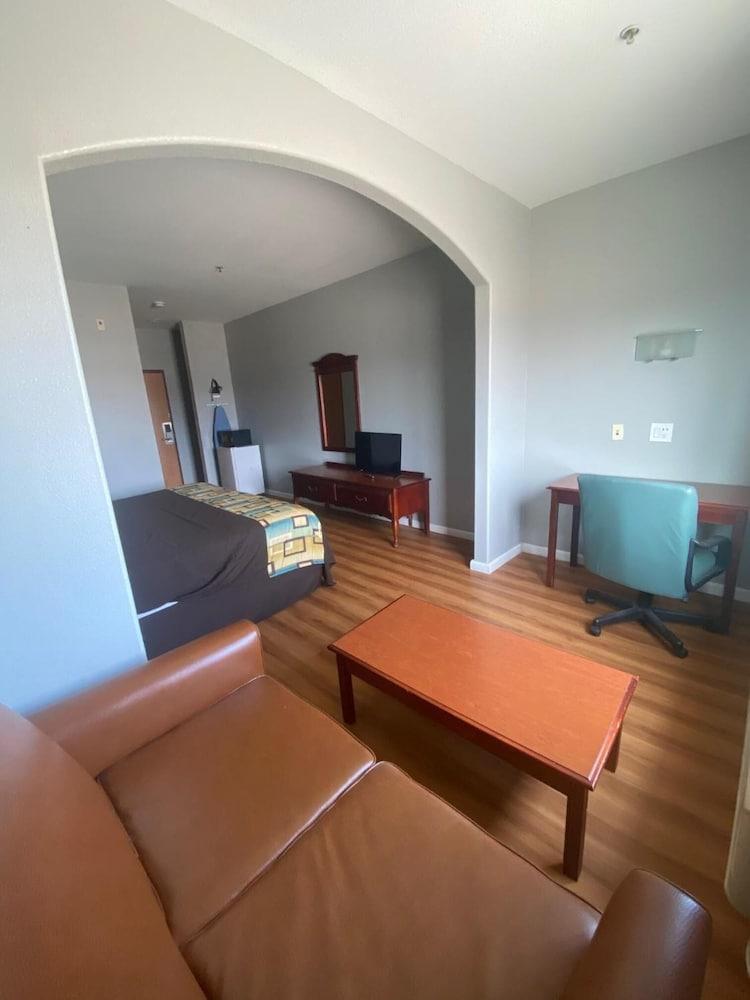 Motel Tropicana Inn&suites