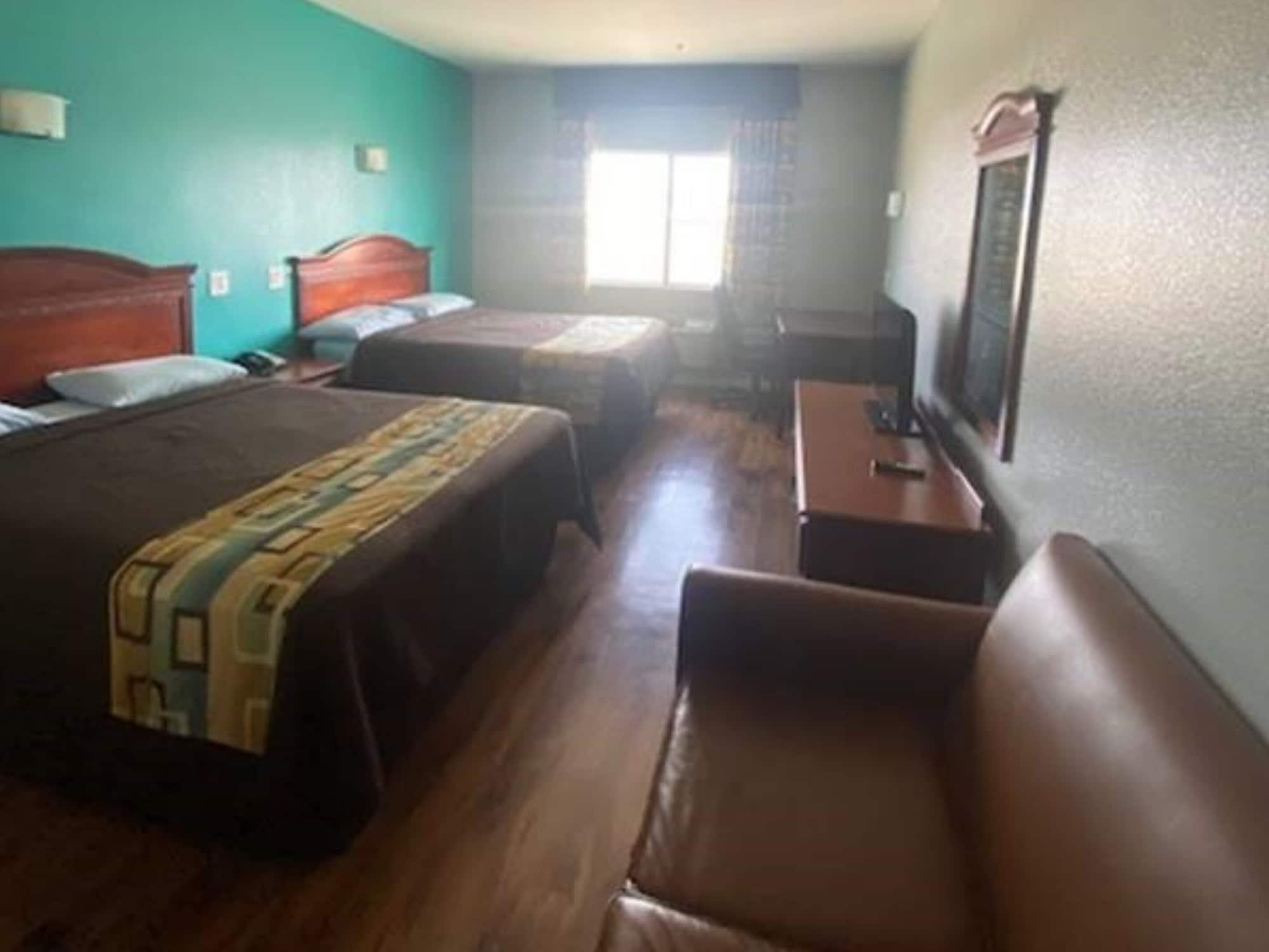 Tropicana Inn&suites Dallas
