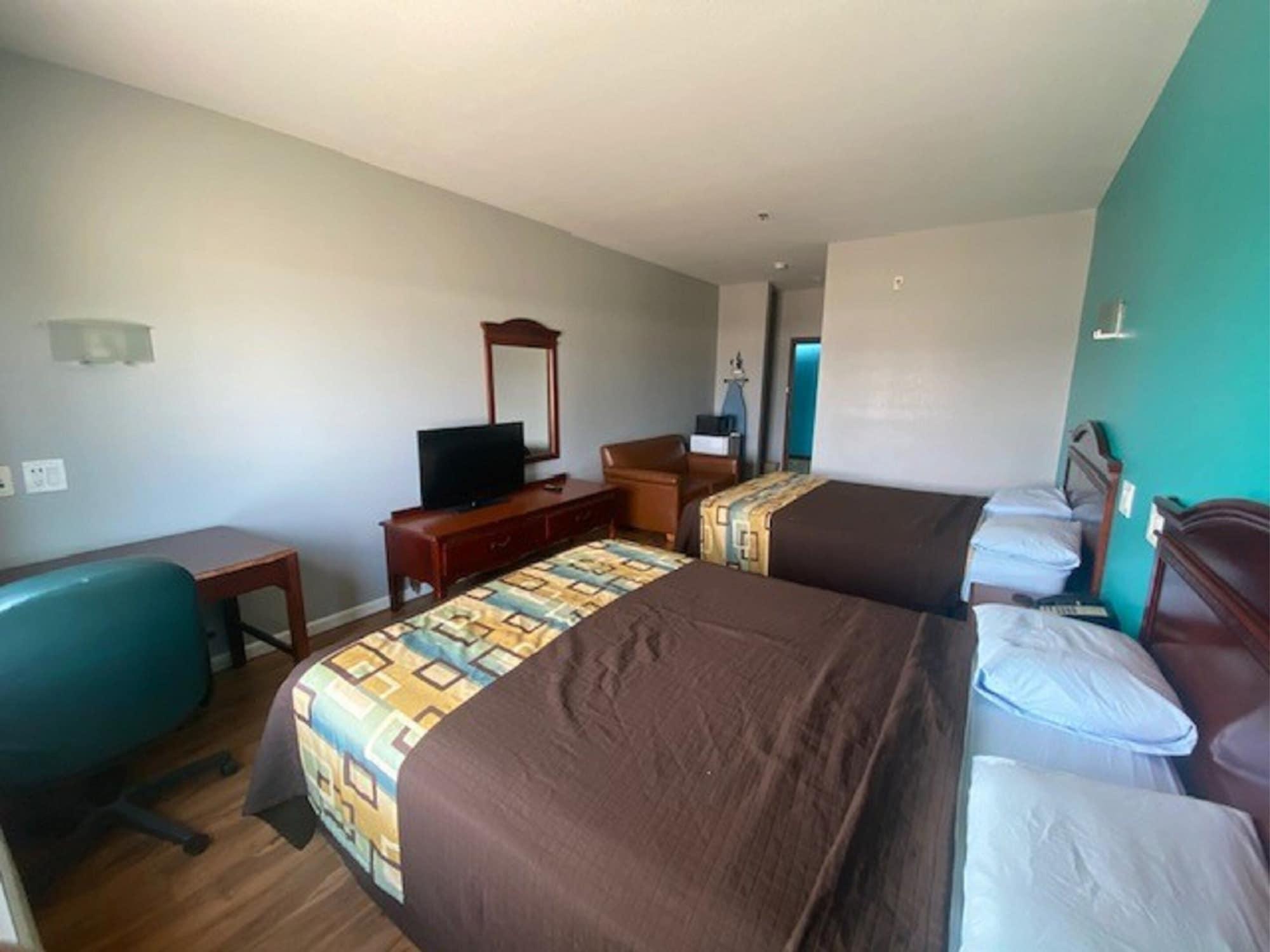 Tropicana Inn&suites *