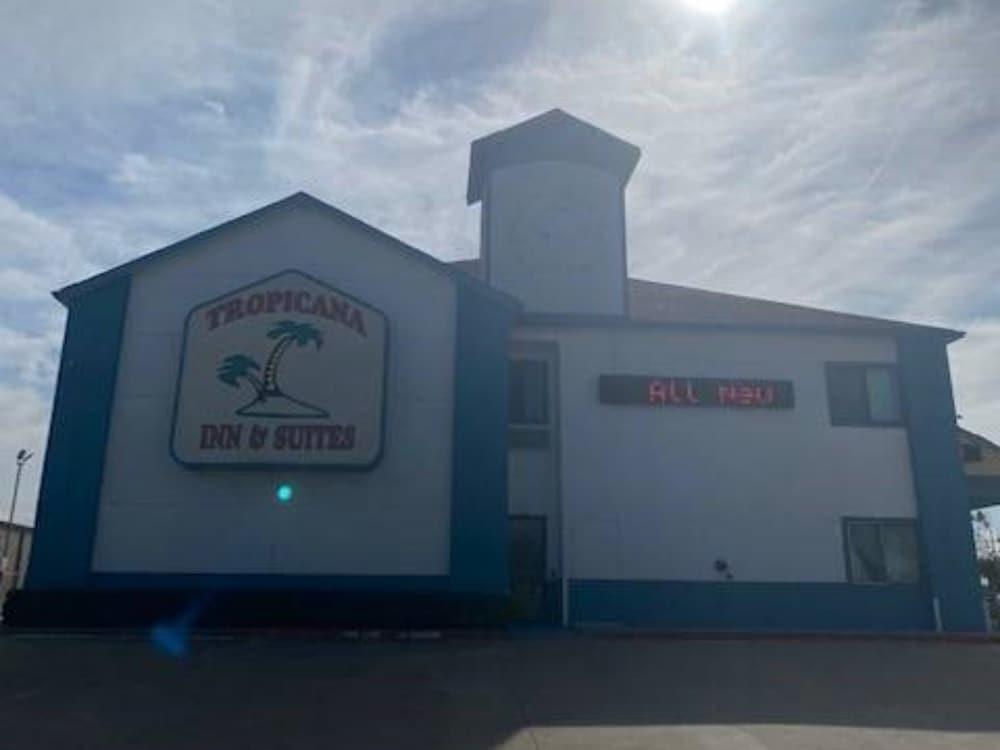 Tropicana Inn&suites * Dallas